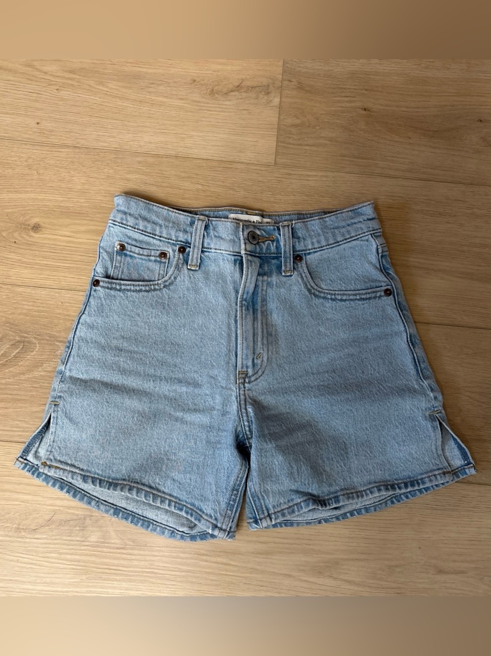 Abercrombie & Fitch Light Wash High-Rise Denim Shorts